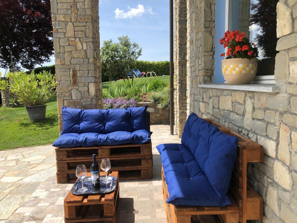 La Casa Blu Apartment Montegrosso d'Asti Bagian luar foto